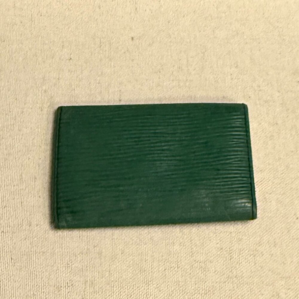 Louis Vuitton Epi 6 Key Holder - Picture 4 of 12